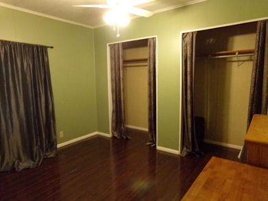 Welcome to this charming 3-bedroom, 2-bathroom manufactured home - photo 17