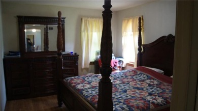 Solid 2-bedroom ranch on 1.5 acres with beautiful views and - photo 18