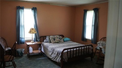 Solid 2-bedroom ranch on 1.5 acres with beautiful views and - photo 19