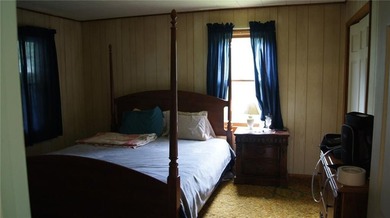 Solid 2-bedroom ranch on 1.5 acres with beautiful views and - photo 22