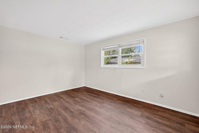 Spacious 5-Bedroom, 2.5-Bath concrete block home in the Hyde - photo 2