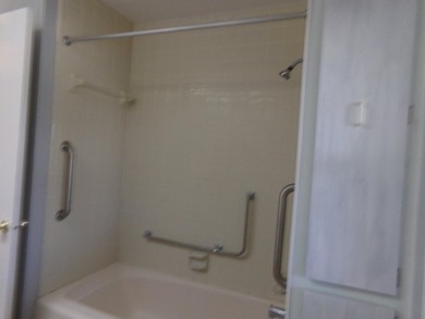 Welcome to this charming 3-bedroom, 2-bathroom manufactured home - photo 24