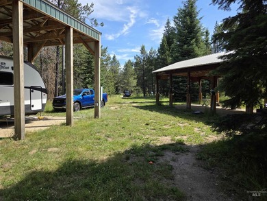 Remarkable property ready for you to camp, RV or build. 1.5 flat - photo 26
