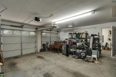 Over $100K in recent renovations that include a full kitchen - photo 36