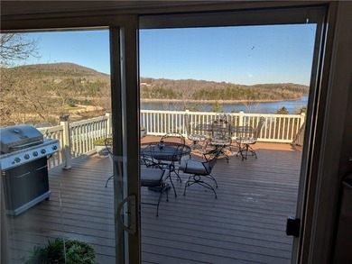 Table Rock Lake - Boone County Home For Sale in Holiday Island Arkansas