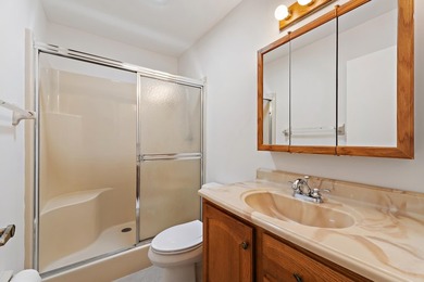 Perfectly positioned along the fairway and just a short walk to - photo 19