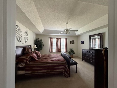 Major Price Reduction! This home presents outstanding value - photo 23
