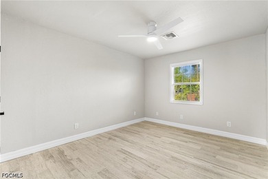 Five gated, fully fenced acres in North Fort Myers - a private - photo 38