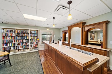 Perfectly positioned along the fairway and just a short walk to - photo 43