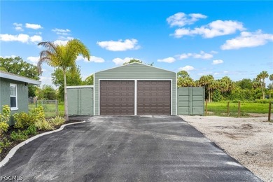 Five gated, fully fenced acres in North Fort Myers - a private - photo 44