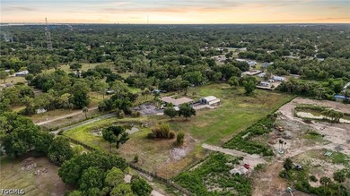 Five gated, fully fenced acres in North Fort Myers - a private - photo 49