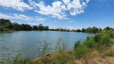 (private lake, pond, creek) Lot For Sale in Oklahoma City Oklahoma