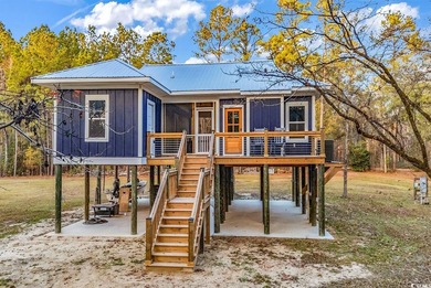 (private lake, pond, creek) Home For Sale in Kingstree South Carolina