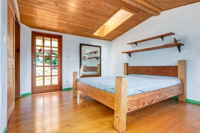 A remarkable home on a spectacular piece of land. This passion - photo 5