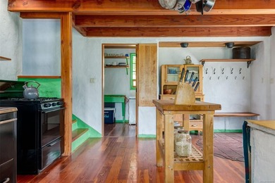 A remarkable home on a spectacular piece of land. This passion - photo 10