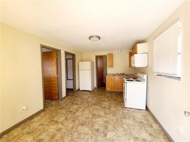 Exceptional opportunity to own a 5-unit income producing - photo 17