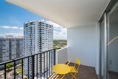 Live with intention in this stylish 2BR, 2BA condo at Commodore - photo 18