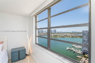 Live with intention in this stylish 2BR, 2BA condo at Commodore - photo 24