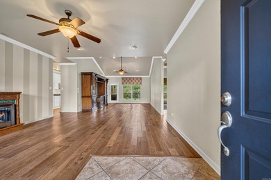 Welcome to easy living in the highly desirable Forest Lakes - photo 5