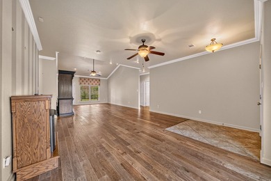 Welcome to easy living in the highly desirable Forest Lakes - photo 9