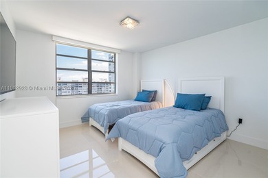 Live with intention in this stylish 2BR, 2BA condo at Commodore - photo 29