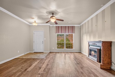 Welcome to easy living in the highly desirable Forest Lakes - photo 10