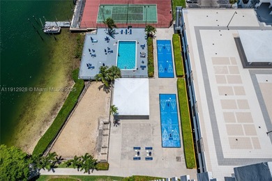 Live with intention in this stylish 2BR, 2BA condo at Commodore - photo 33