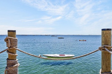 Tracing its roots to a classic Cape house and fishing shack in - photo 41