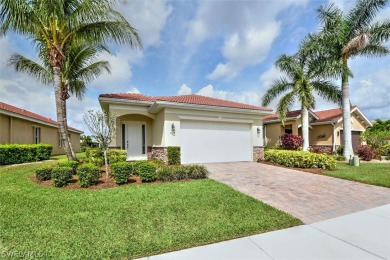 Lakes at Golf Club Magnolia Landing  Home Sale Pending in North Fort Myers Florida