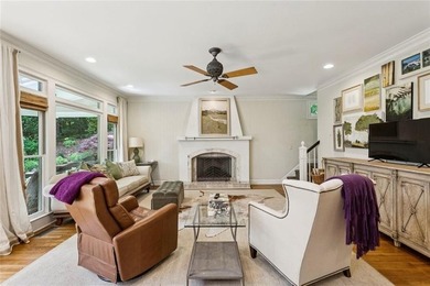 House back on market!! Wonderful Country French Home with one - photo 11