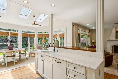 House back on market!! Wonderful Country French Home with one - photo 20