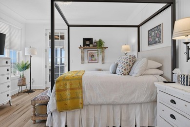 Exceptional custom architect-designed home offering over 4,600 - photo 22