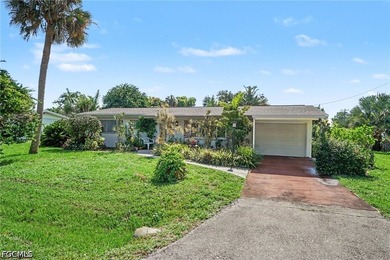 Take a look at this incredible opportunity in North Fort Myers! - photo 2