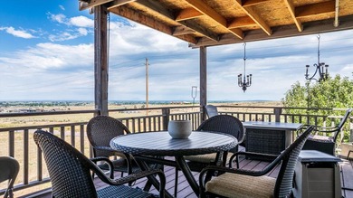 Exceptional custom architect-designed home offering over 4,600 - photo 46