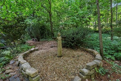 House back on market!! Wonderful Country French Home with one - photo 55