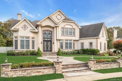 (private lake, pond, coastal) Home Sale Pending in Dix Hills New York