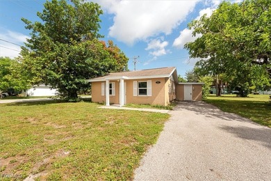 Well maintained DUPLEX in desirable McGregor Corridor. IMPACT - photo 1