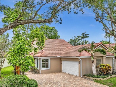 Lake Home For Sale in Plantation, Florida