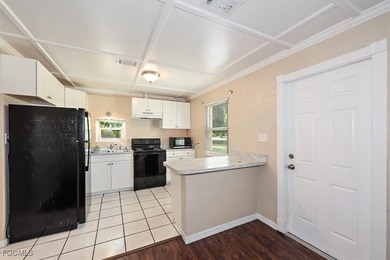 Well maintained DUPLEX in desirable McGregor Corridor. IMPACT - photo 4
