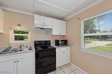 Well maintained DUPLEX in desirable McGregor Corridor. IMPACT - photo 6
