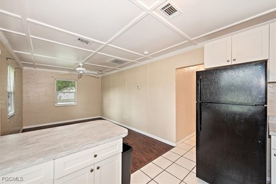 Well maintained DUPLEX in desirable McGregor Corridor. IMPACT - photo 8