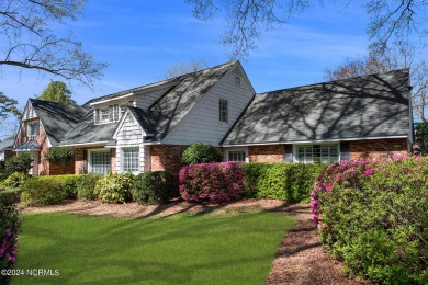 (private lake, pond, creek) Home For Sale in Greenville North Carolina