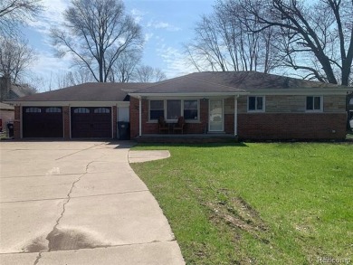 Lake Home Sale Pending in Chesterfield, Michigan