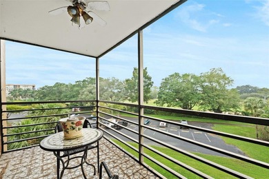 Lake Condo For Sale in Pembroke Pines, Florida