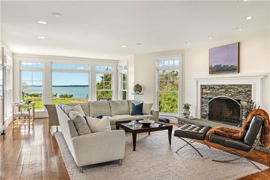 Set on 14.5 acres with 435 feet of private coastline, Southwinds - photo 11