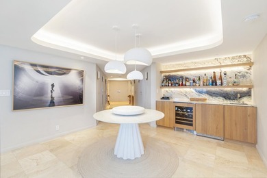 Located directly on the ocean in the prestigious Enclave - photo 14