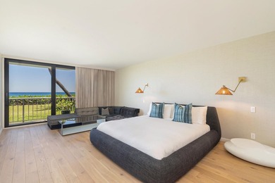 Located directly on the ocean in the prestigious Enclave - photo 16