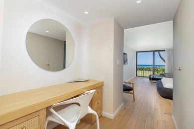 Located directly on the ocean in the prestigious Enclave - photo 18