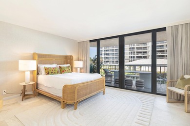 Located directly on the ocean in the prestigious Enclave - photo 21