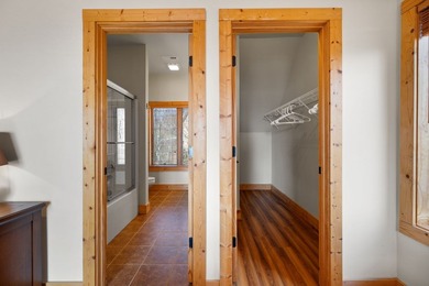 This fully furnished 5-bedroom, 7-bathroom mountain retreat - photo 22